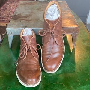 Born Men's Tan Leather Chukka Boots